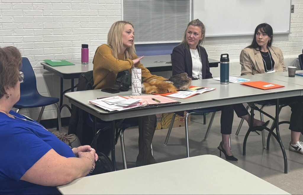 IEWSS students participate in the Dream It, Be It: Career Planning for Girls Program