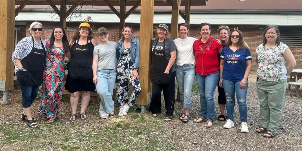 Irwin Memorial Public School hosts time capsule event for families